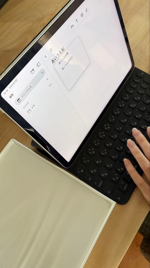 11インチ iPad Pro 第2世代 用 Smart Keyboard Fo…