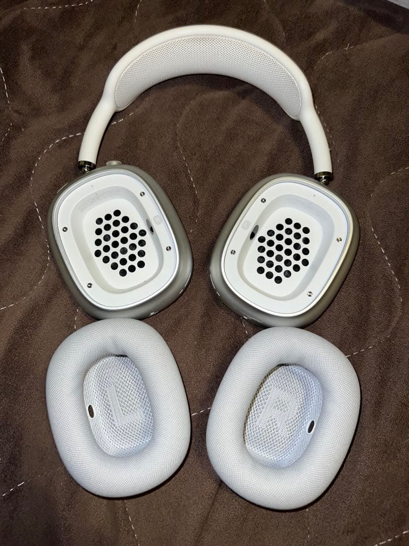 【中古】Airpods Max White （ケース付き）