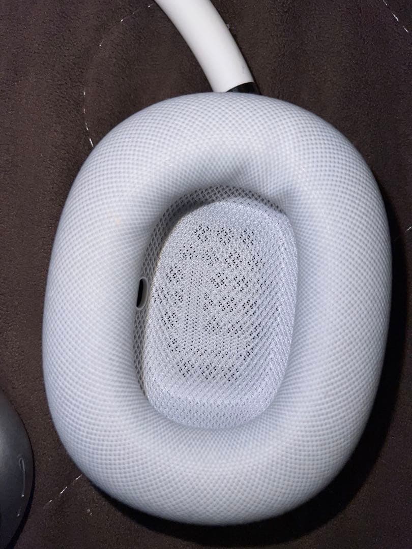 【中古】Airpods Max White （ケース付き）