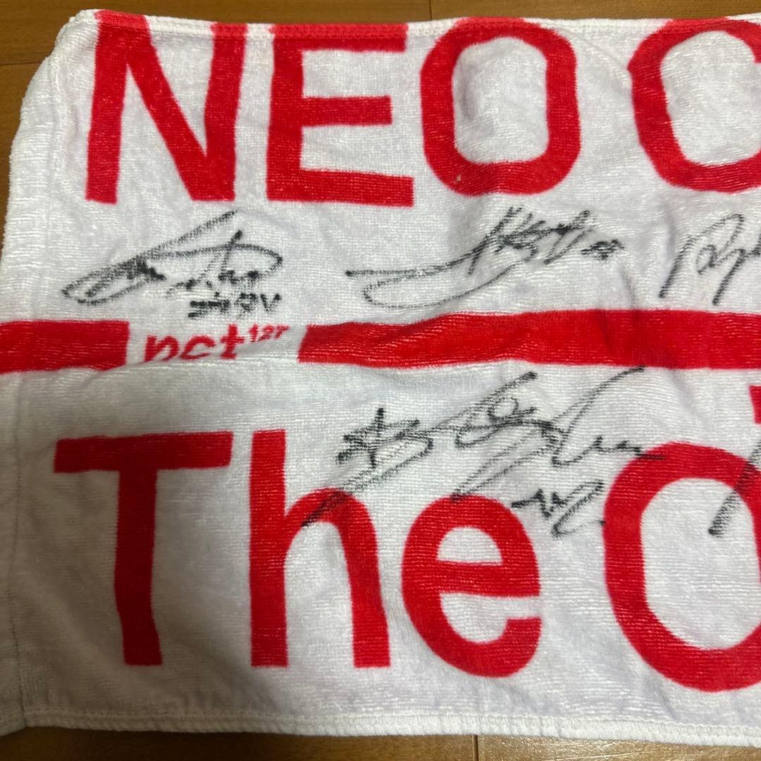 NCT127 直筆 サイン入りタオル - メルカリ