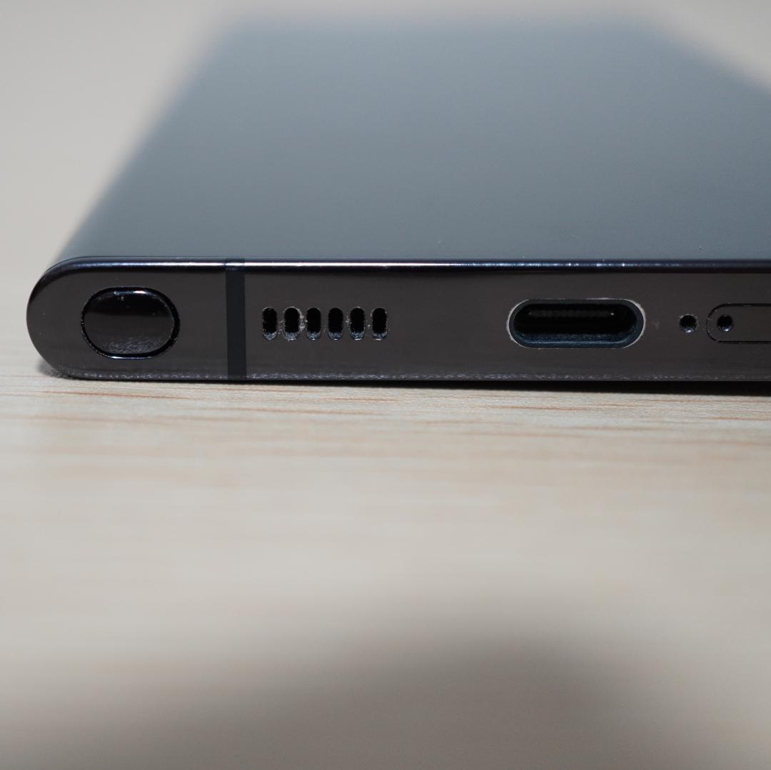 SAMSUNG Galaxy S22 Ultra 256GB au版