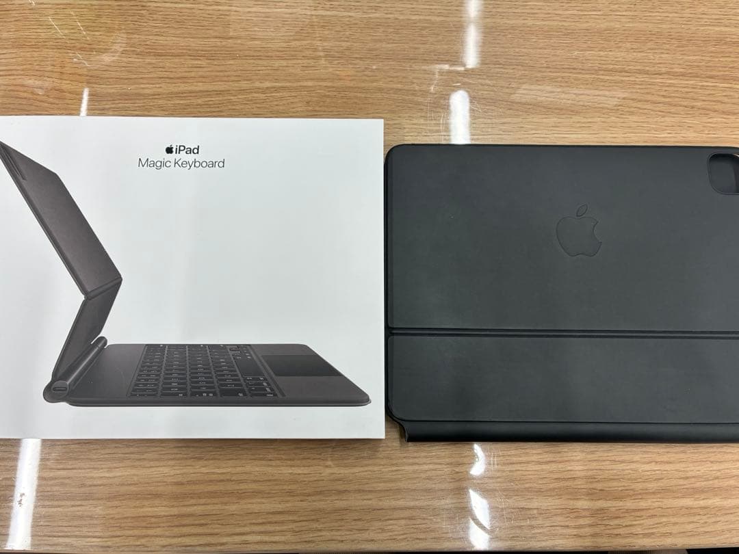 キーボード iPad Magic Keyboard