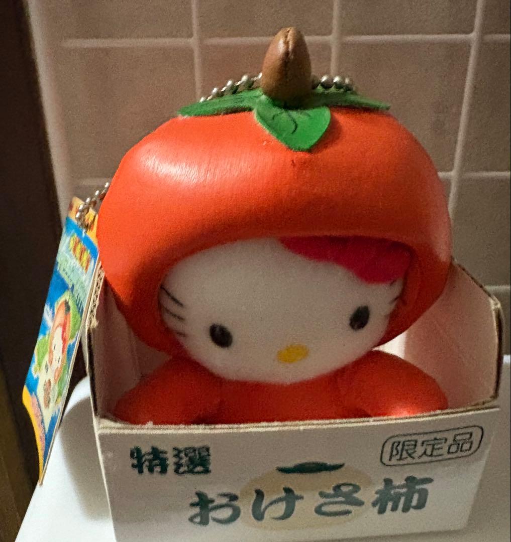 ハローキティ　ご当地キティ　佐渡島限定ぬいぐるみマスコット　おけさ柿 ハローキティ ご当地キティ 佐渡島限定ぬいぐるみマスコット おけさ柿