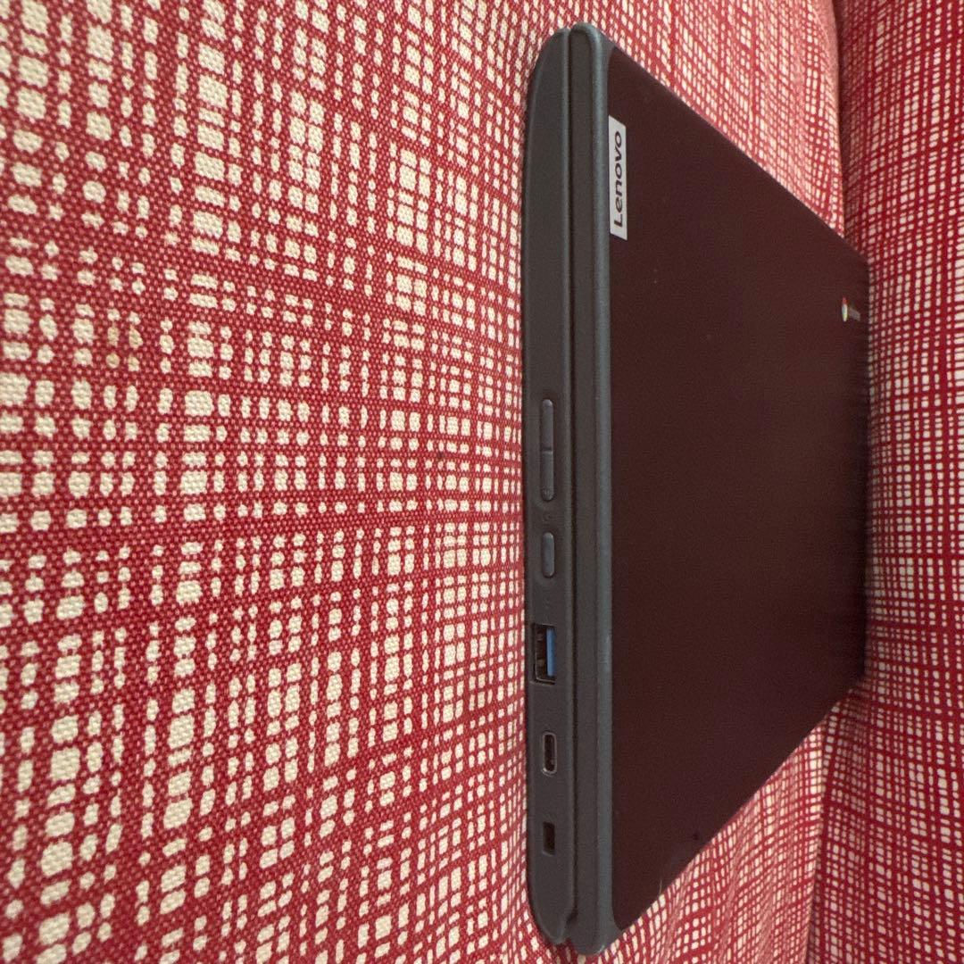 Lenovo 300e Chromebook2nd Gen 充電器付き