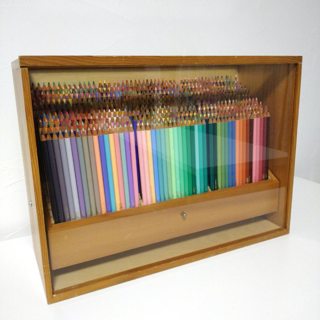 フェリシモ500色 色鉛筆 専用ケース付 - メルカリ