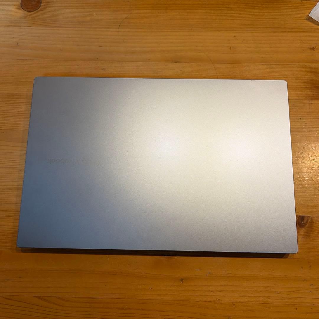 ASUS Vivobook 15.6インチ シルバー Asus VivoBook 15 X515 Thin and Light Laptop, 15.6” FHD Display