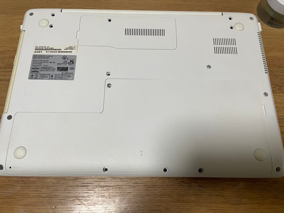 Fujitsu ノートPC ホワイト LIFEBOOK AH53/A3