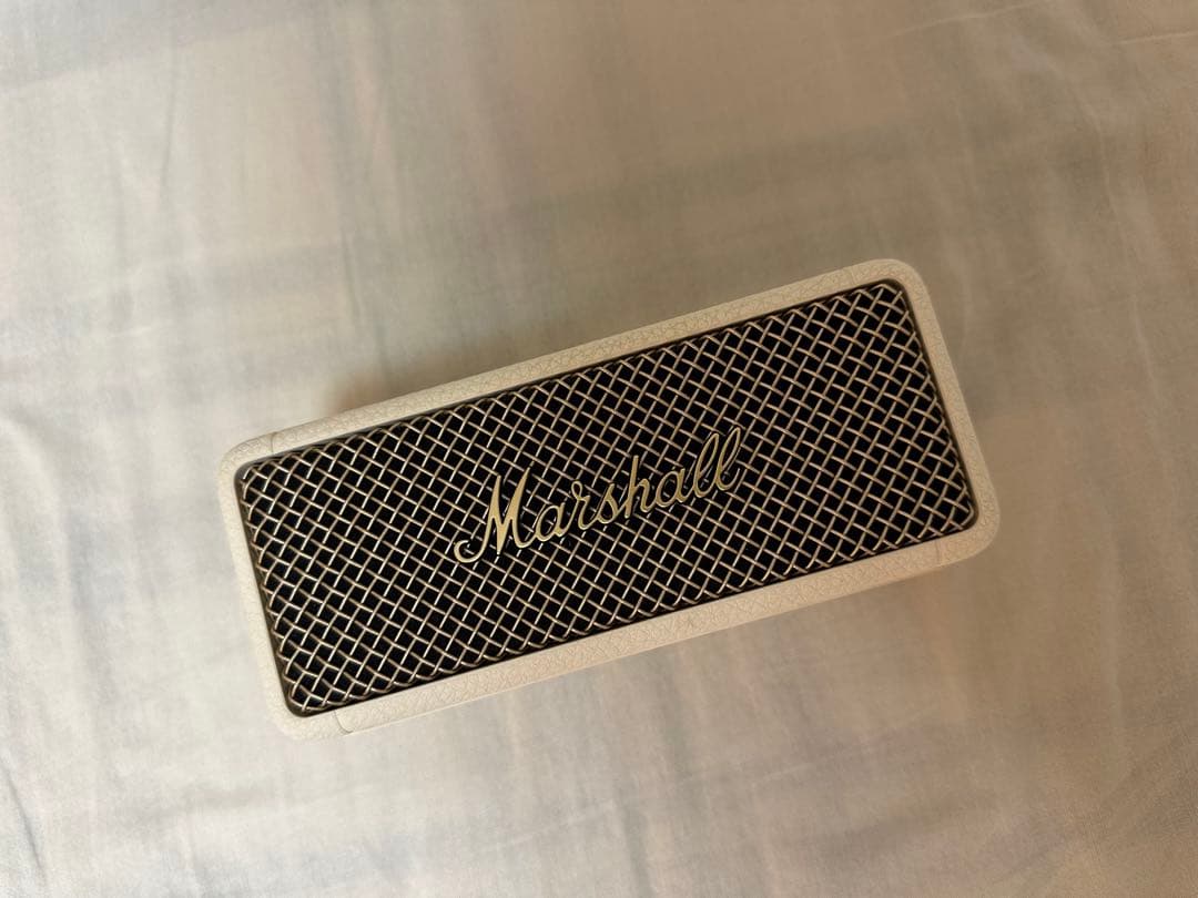 Marshall Emberton II（クリームカラー）