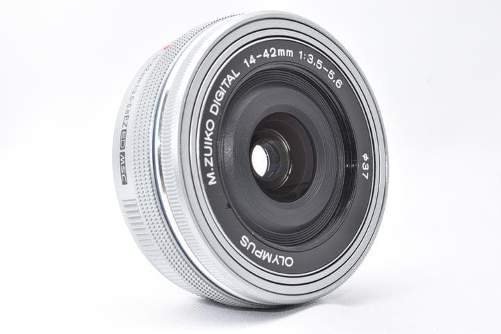 OLYMPUS M.ZUIKO DIGITAL ED 14-42 EZ シルバー