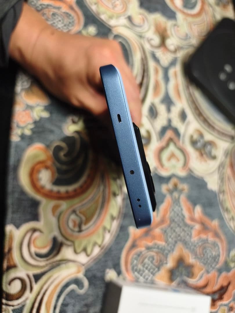 Xiaomi　13T　 XIG04　本体