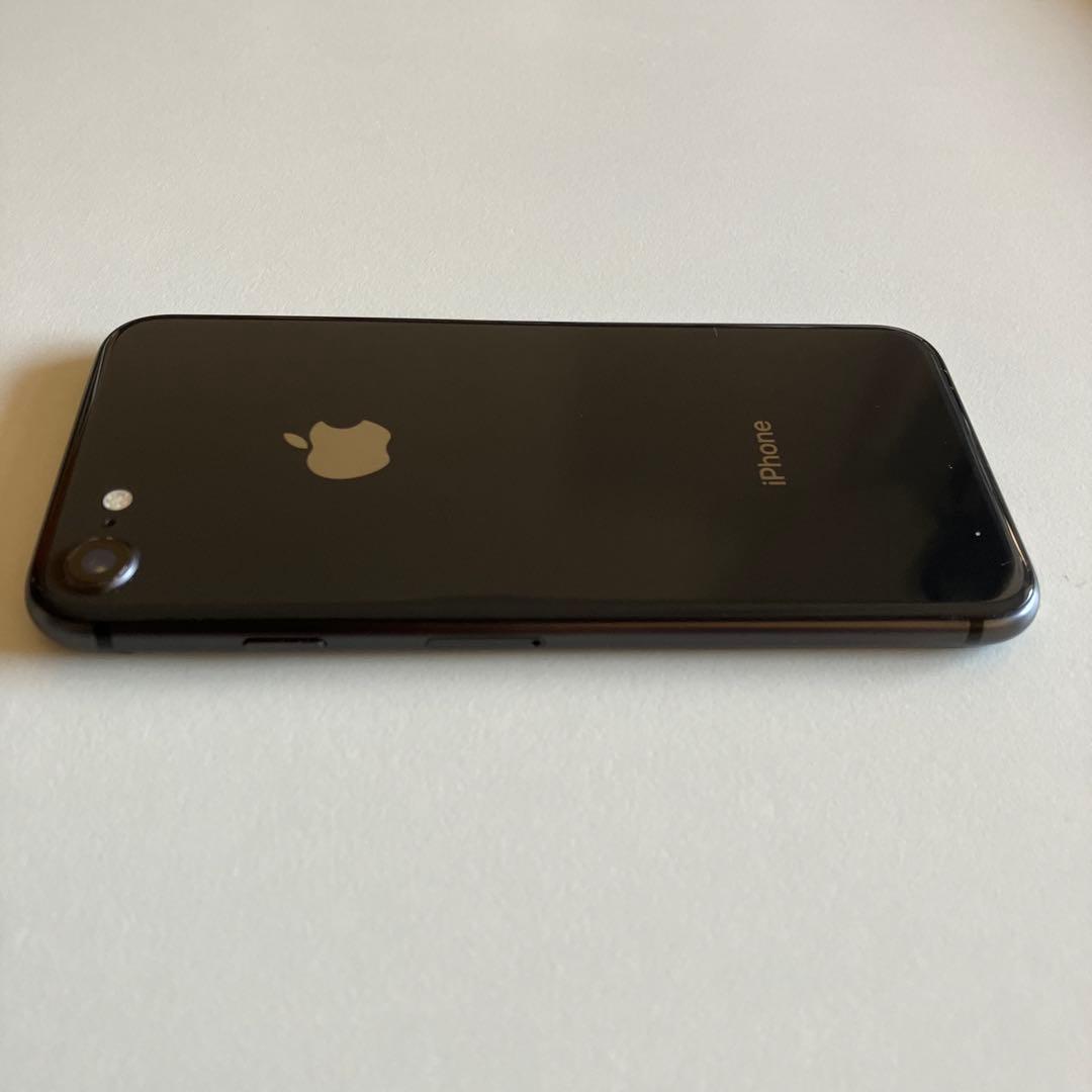 iPhone 7 本体 ひび割れあり ※ジャンク品 部品取り用 スマートフォン本体