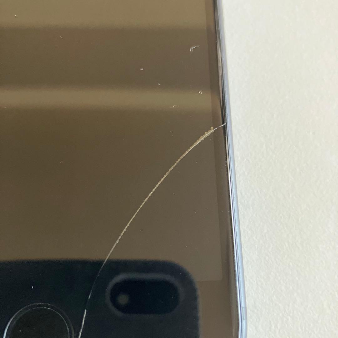 iPhone 7 本体 ひび割れあり ※ジャンク品 部品取り用 スマートフォン本体