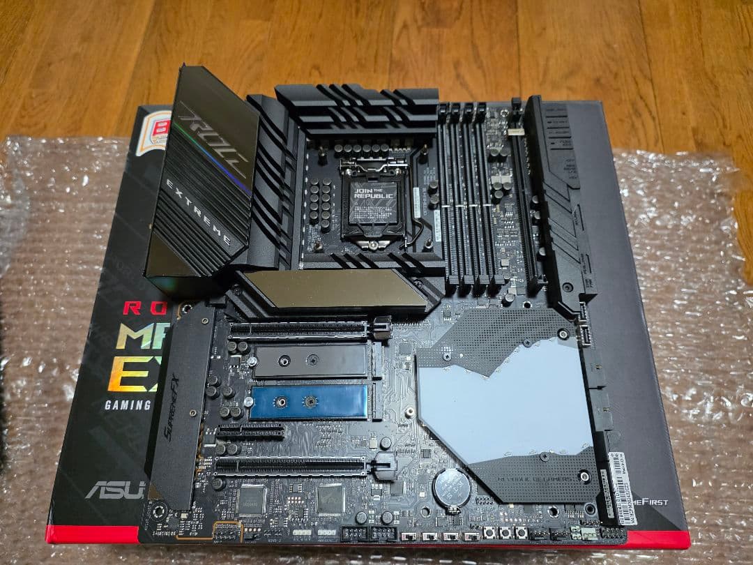 マザーボード ASUS ROG MAXIMUS XIII EXTREME Z590