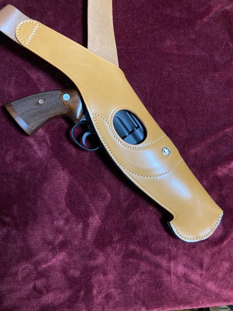 極稀少】ダーティーハリー 44マグナム用 ショルダーホルスター 本革
