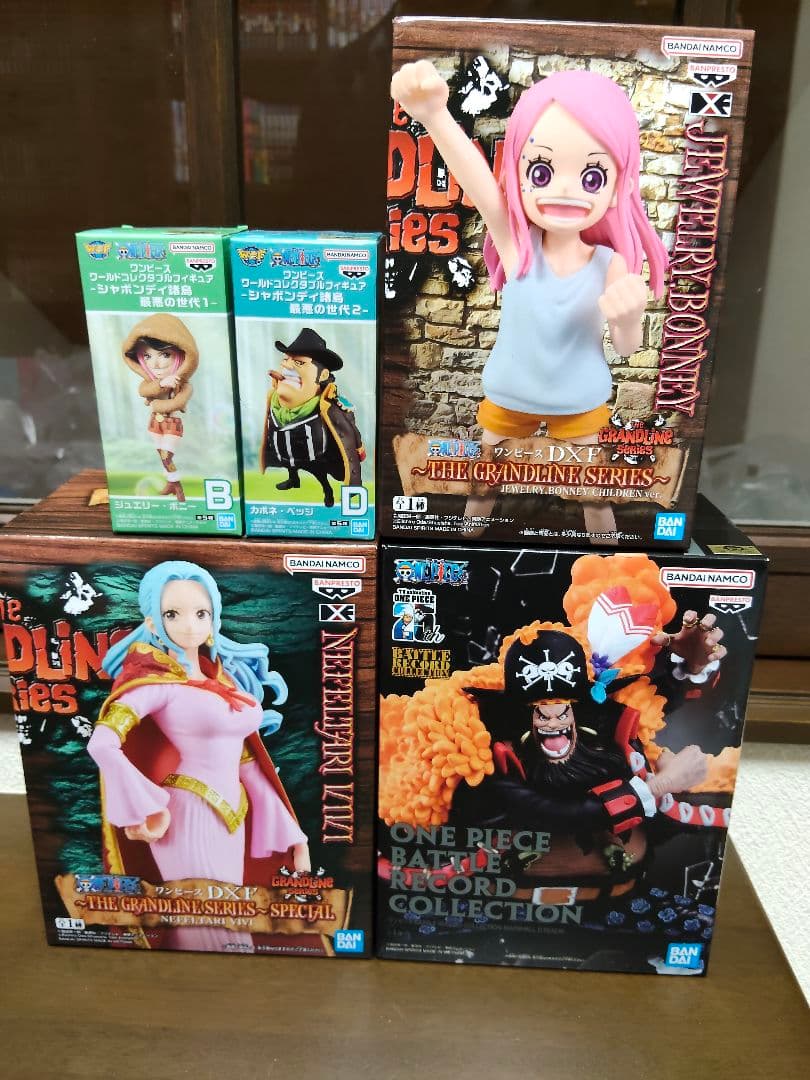 ワンピース フィギュアまとめ売り 5体セット - メルカリ