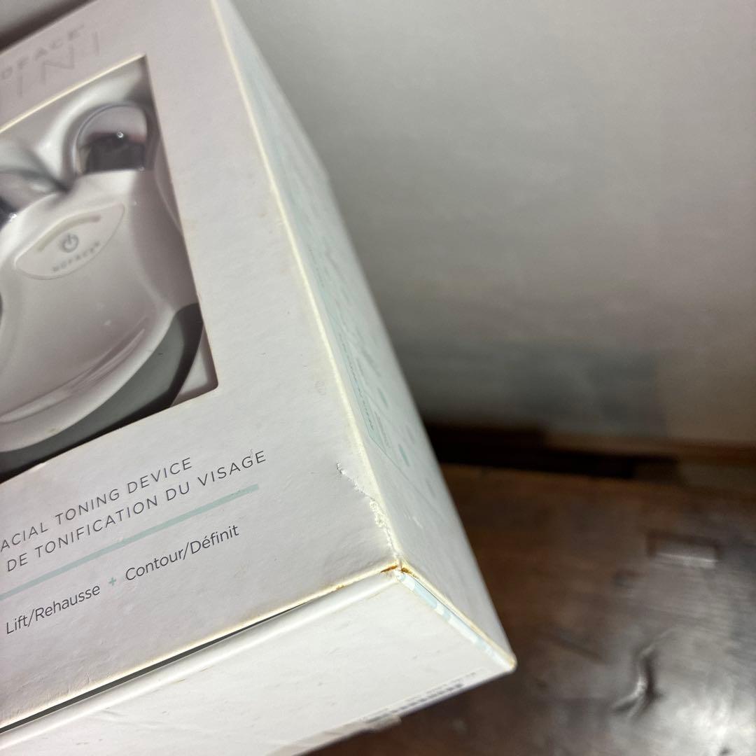 NuFACE MINI 美顔器