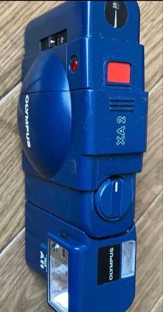 OLYMPUS XA2 A11 フィルムカメラ　ブルー
