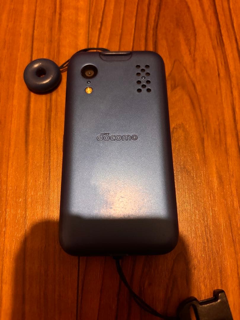 docomo キッズフォン　水玉模様 青　KY-41C 画面保護フィルム付き