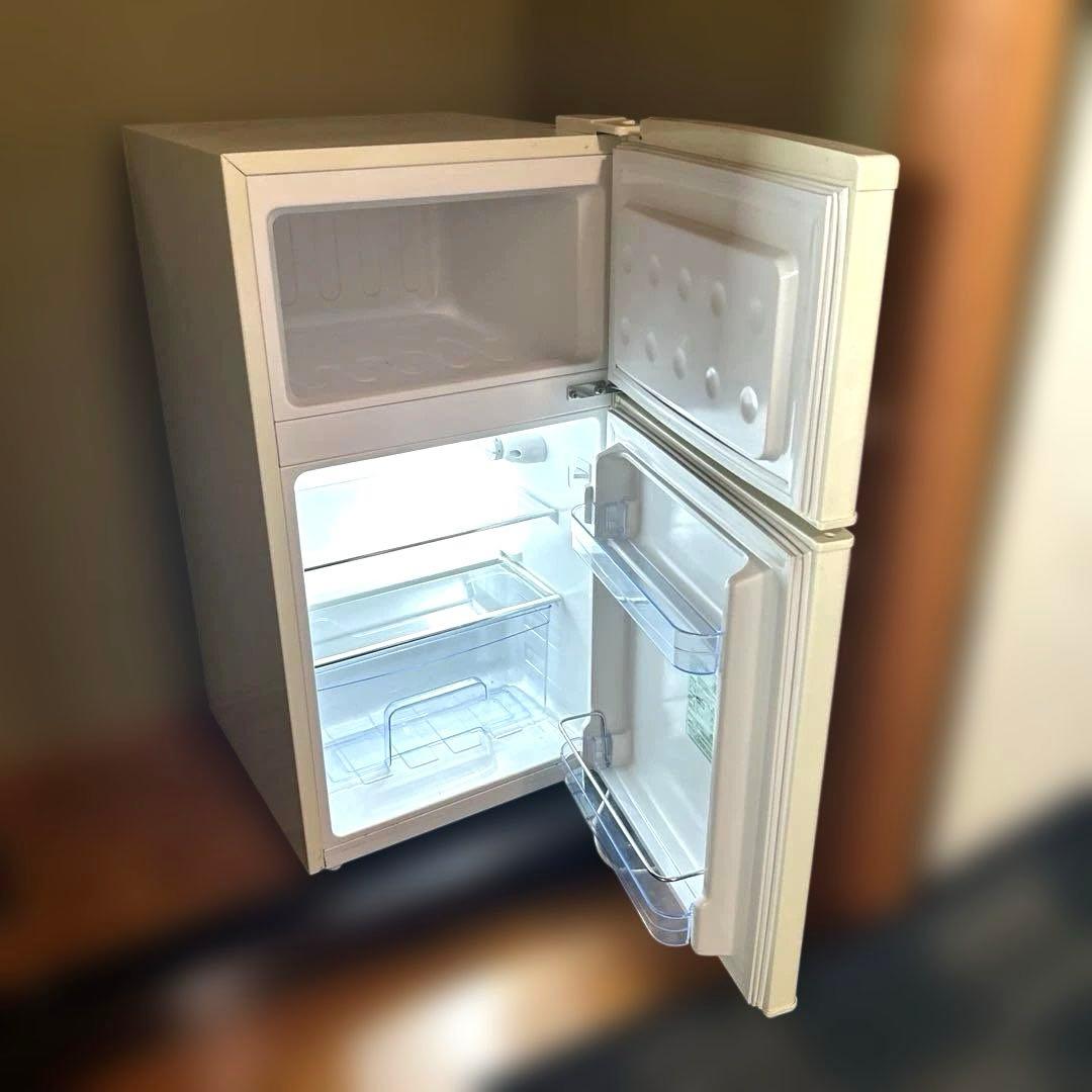 レトロデザインGrand Line ホワイト冷蔵庫 2ドア 2019年製