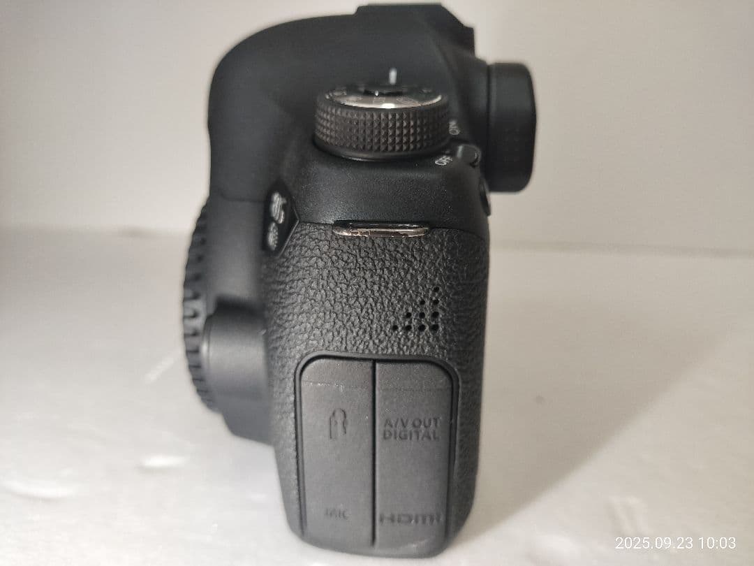 ピ*ん様 ⭕️美品⭕️ canon eos 6D シャッター数✴️4426✴️