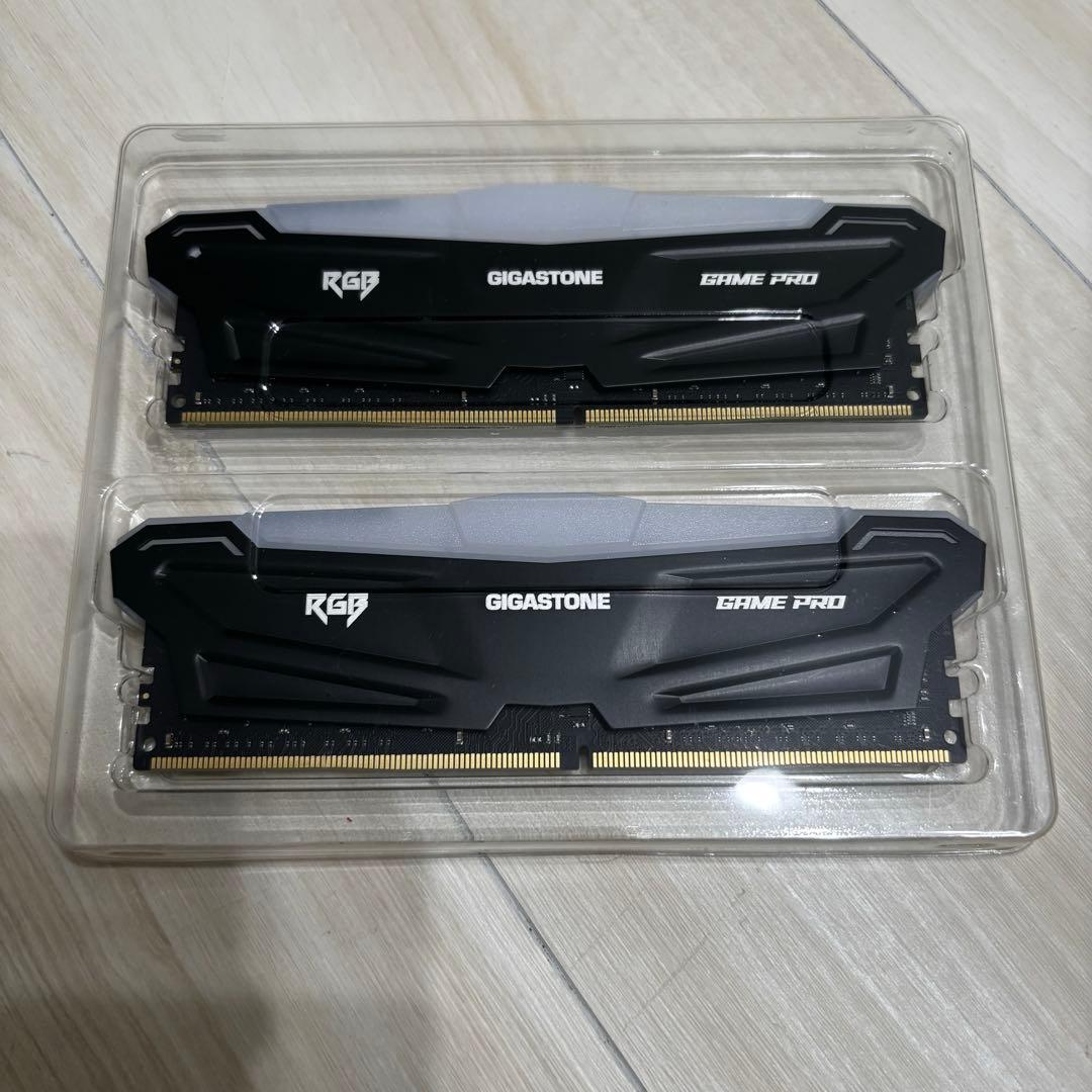 GIGASTONE DDR4 3200MHz 32GB RGBメモリ