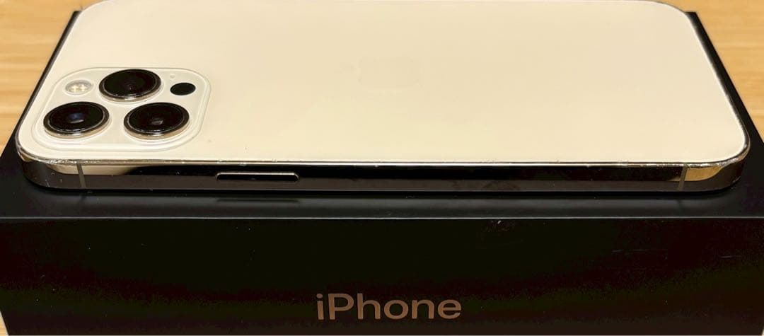 【美品】iPhone 12 PRO MAX 256GB ゴールド　新品バッテリー
