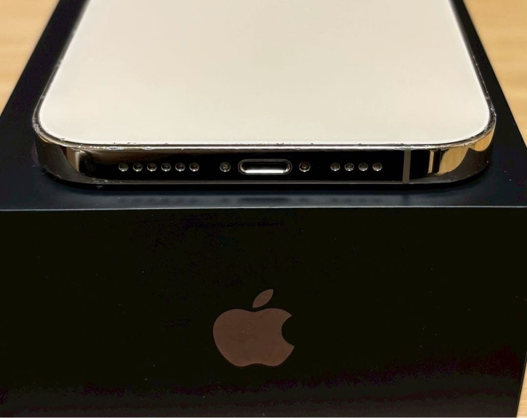 【美品】iPhone 12 PRO MAX 256GB ゴールド　新品バッテリー