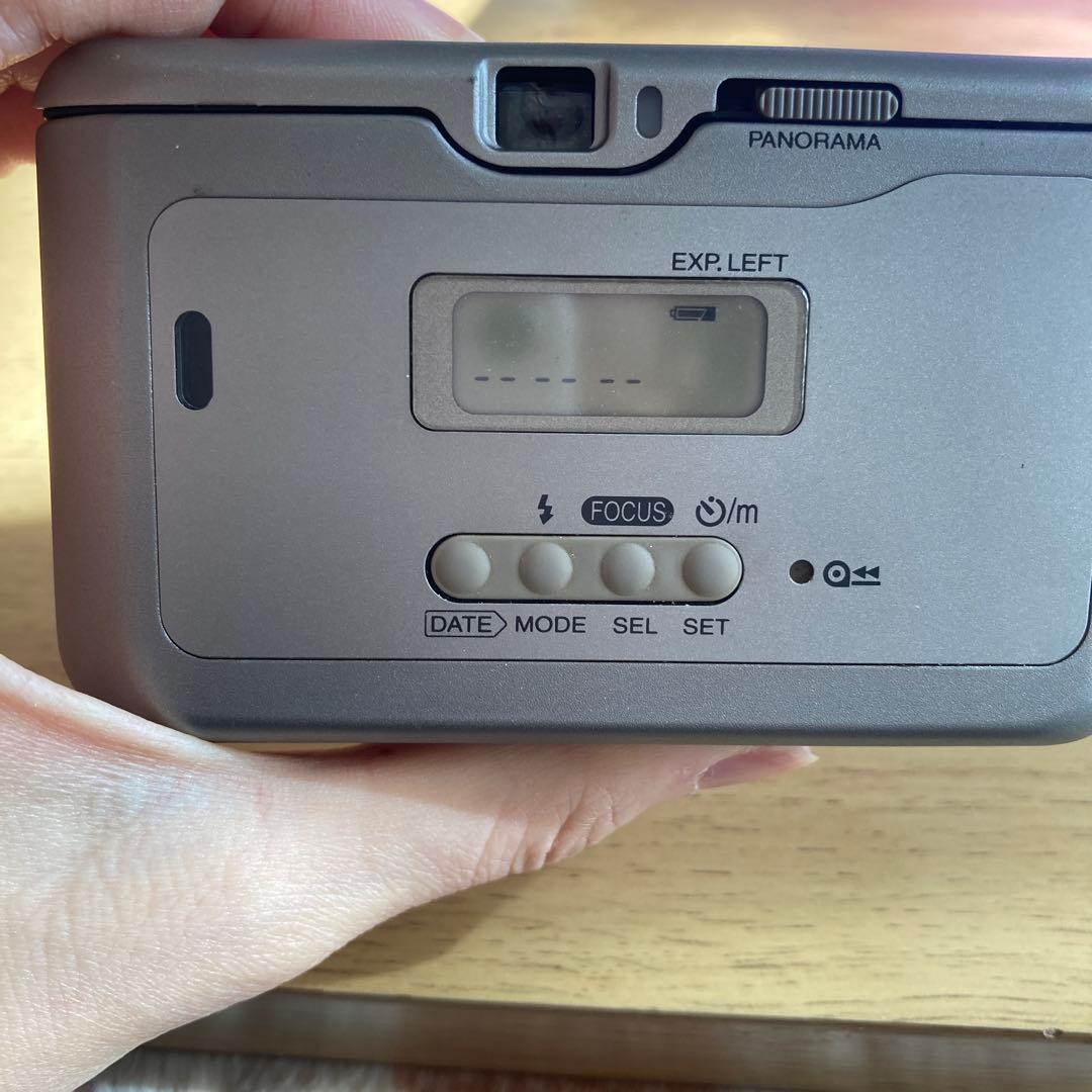 cardia mini tiara ストラップ付き