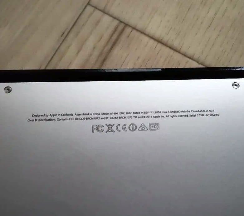 中古 MacBook Air 13 インチ