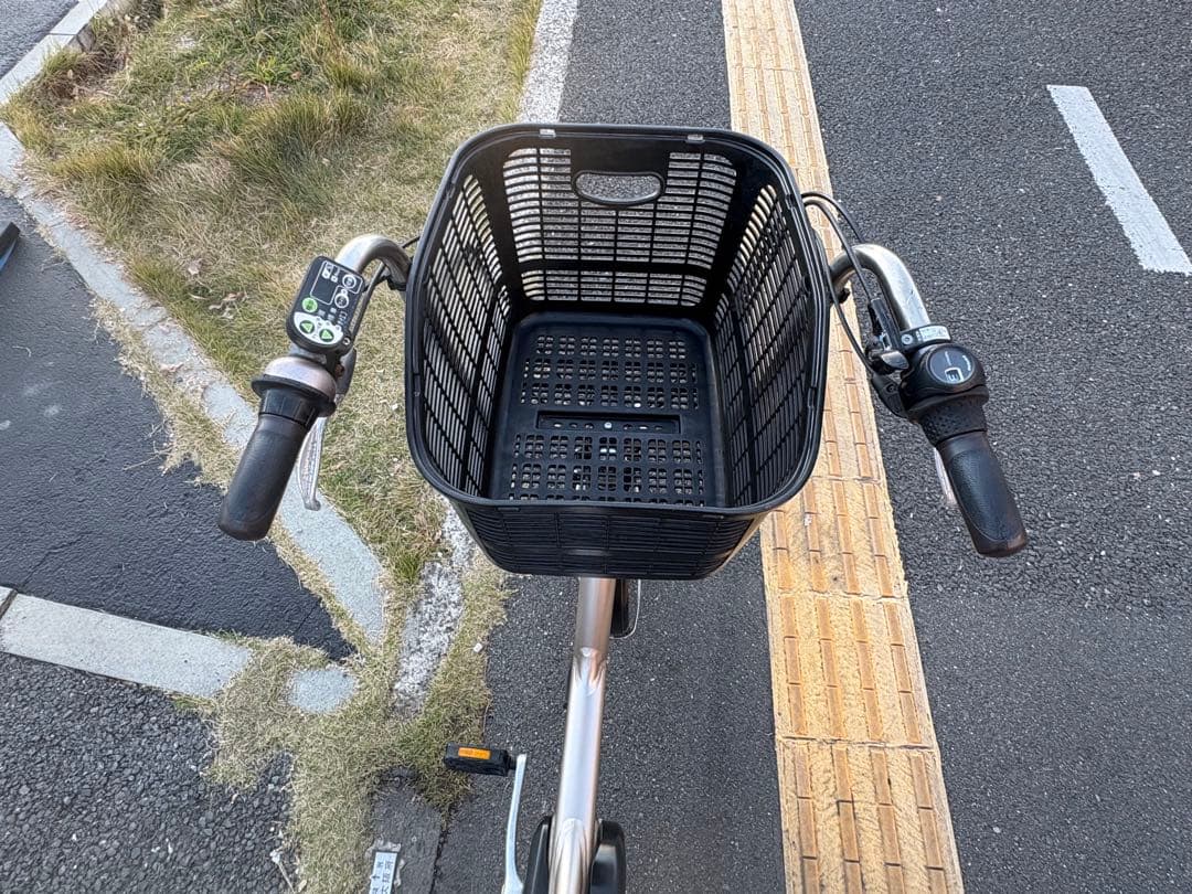 中古20インチブリヂストン電動アシスト自転車　8.9Ah 大阪