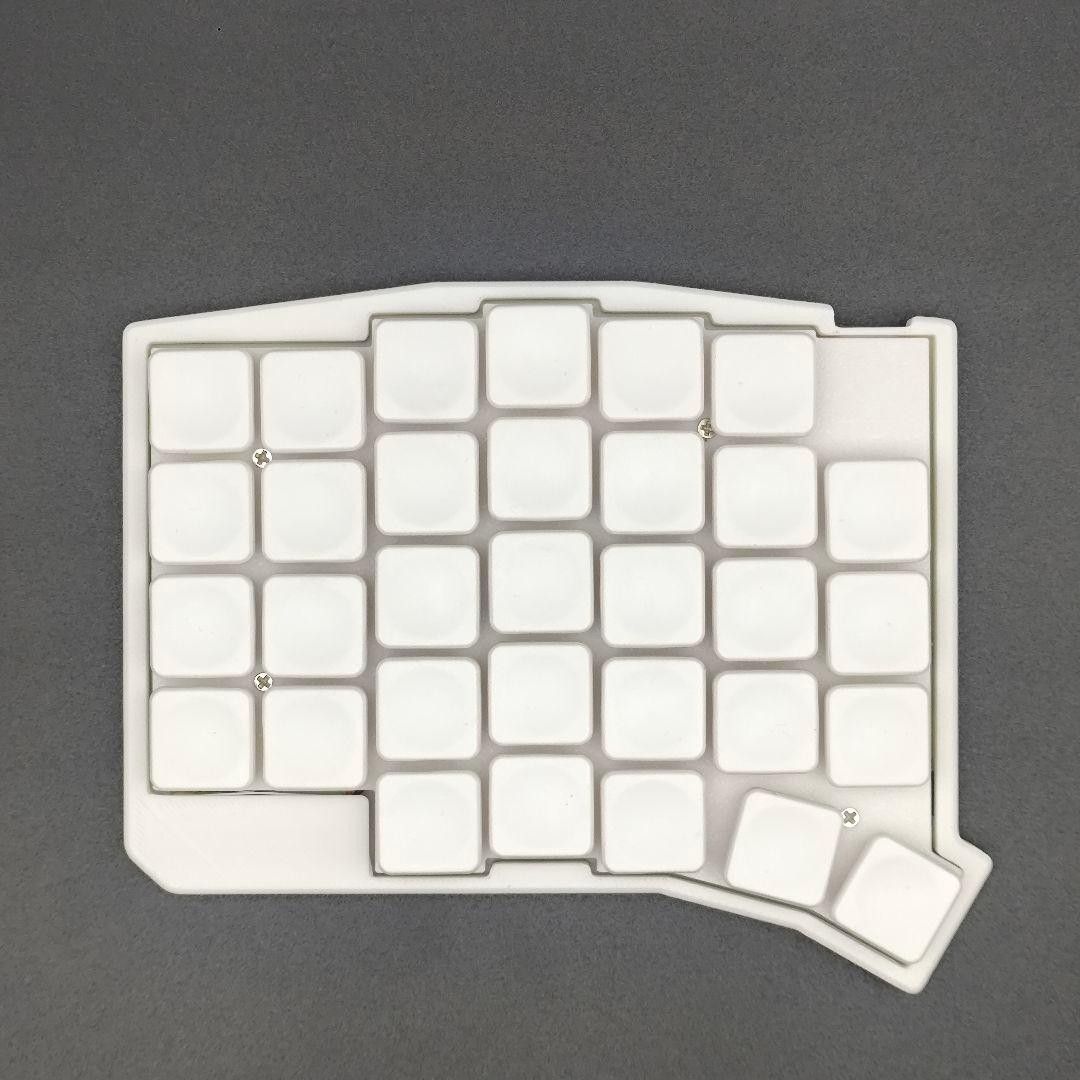 【完成品】64キー自作キーボード ロープロファイル 無線化