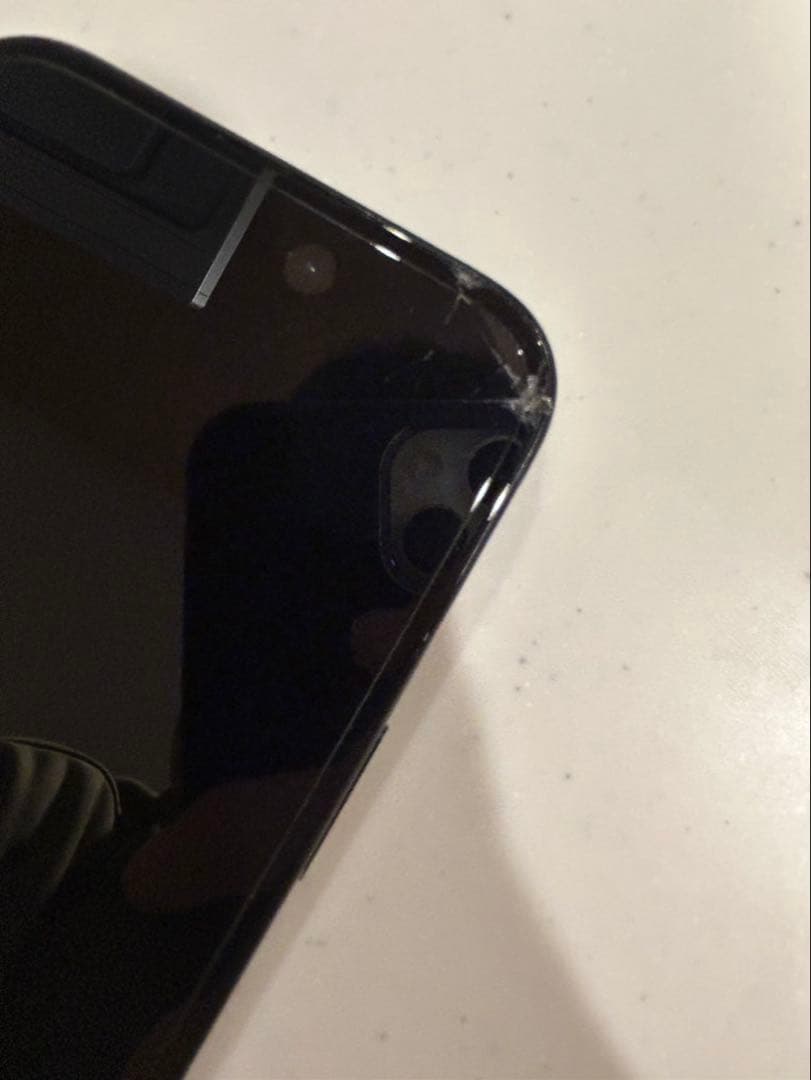 Apple iPhone 15 128GB ブラック 本体 SIMフリー　中古