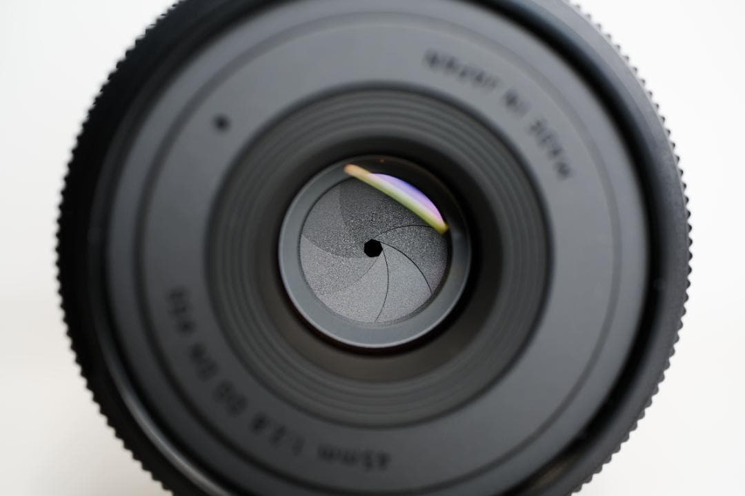 美品 SIGMA 45mm F2.8 DG DN （Eマウント）