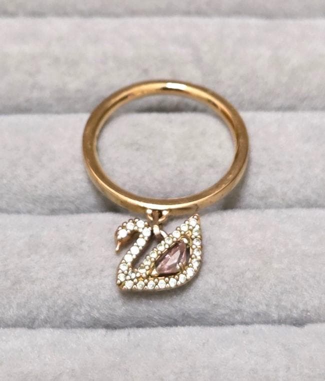 スワロフスキー ダズリングスワン Dazzling Swan 11号 42062 - メルカリ