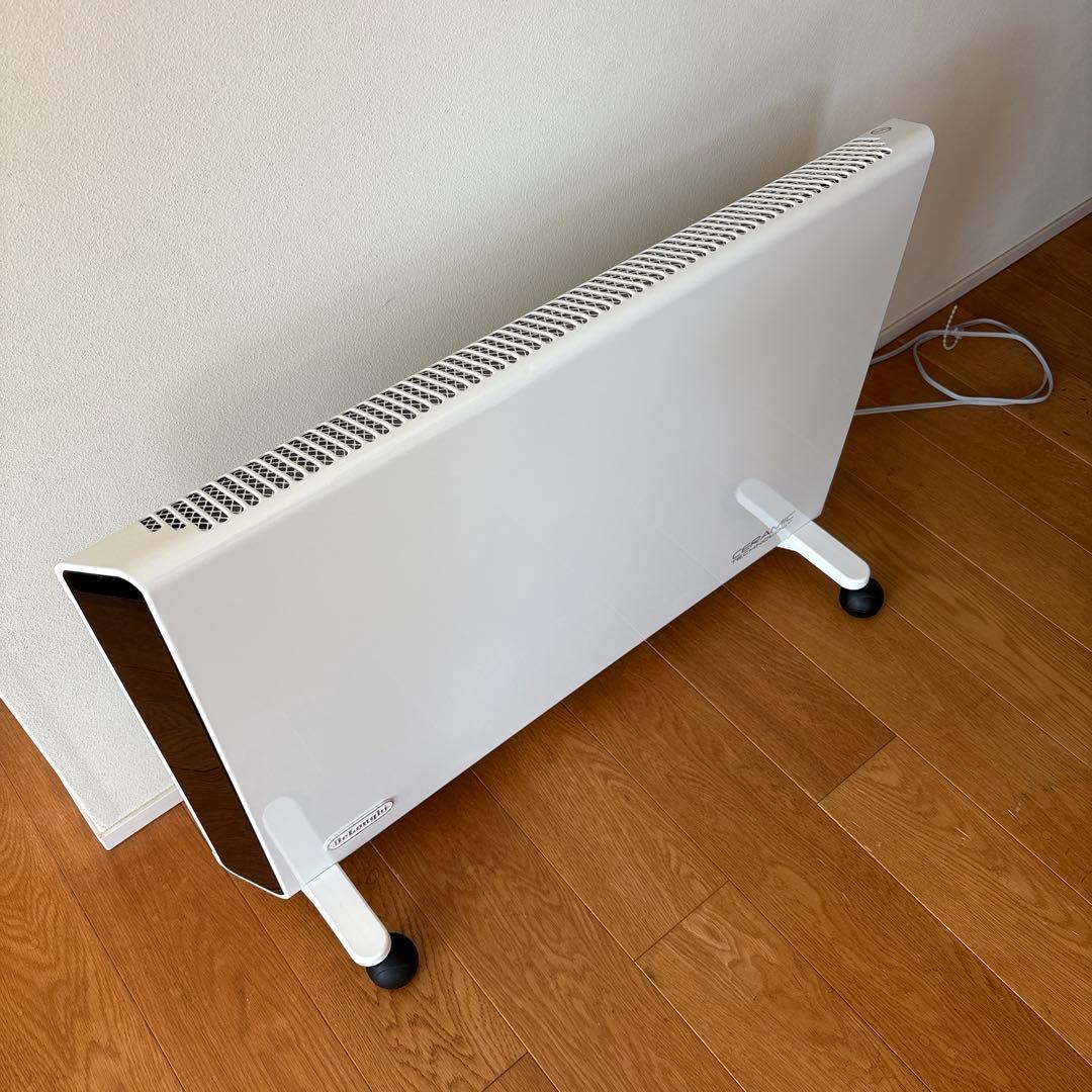 デロンギ　コンベクターヒーター