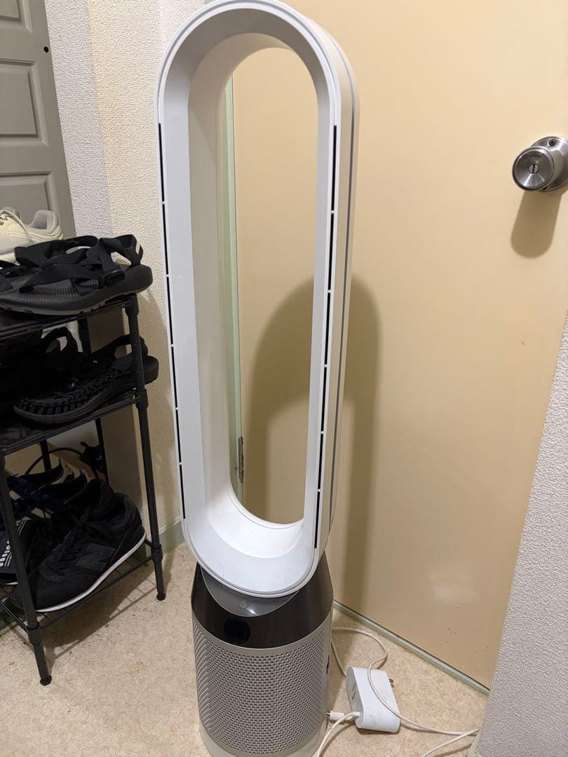 Dyson タワー型空気清浄機 ホワイト Dyson Purifier Cool 空気清浄ファン TP10WW [リモコン付き] Dyson