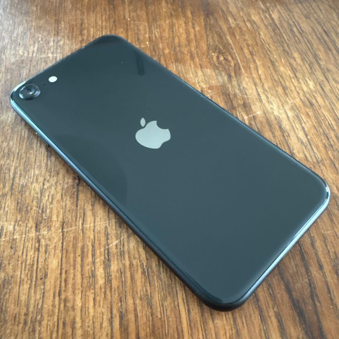 平尾iPhone SE第二世代 Black 64G バッテリー80% 整備済み品】 iPhone SE 第2世代 64GB 80%以上バッテリー保証（入荷時