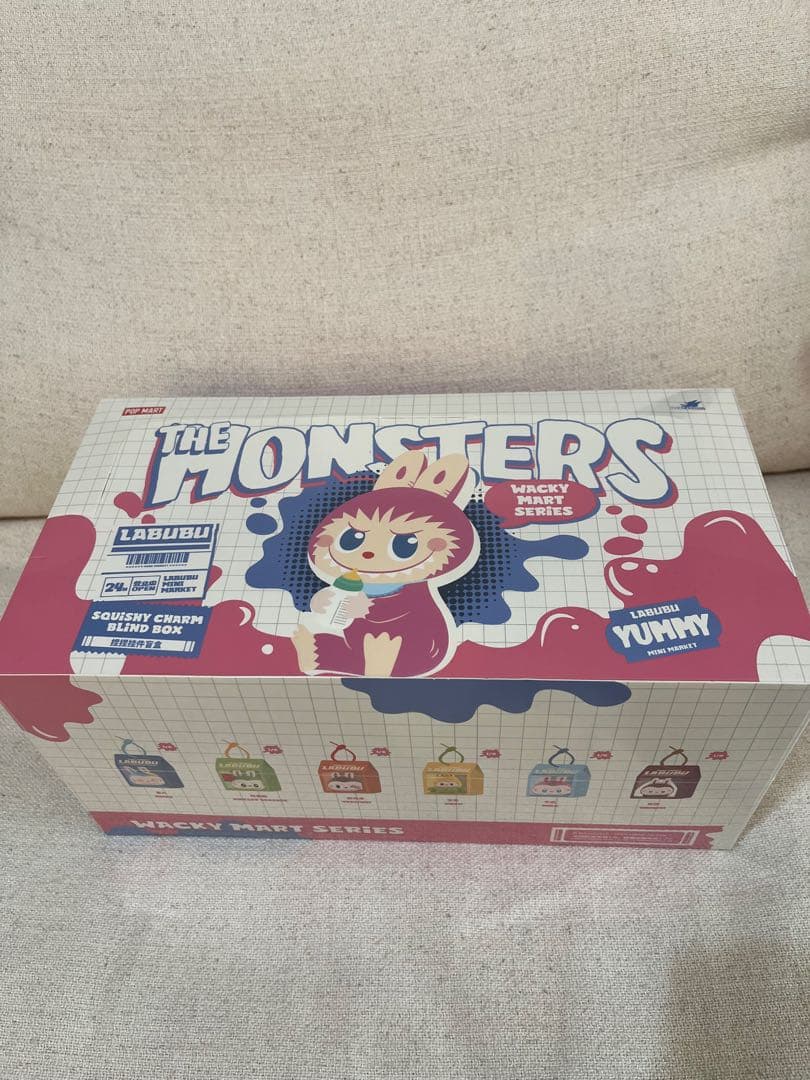 未開封シュリンク付き] ラブブWACKY MART ぷにぷにチャーム アソート