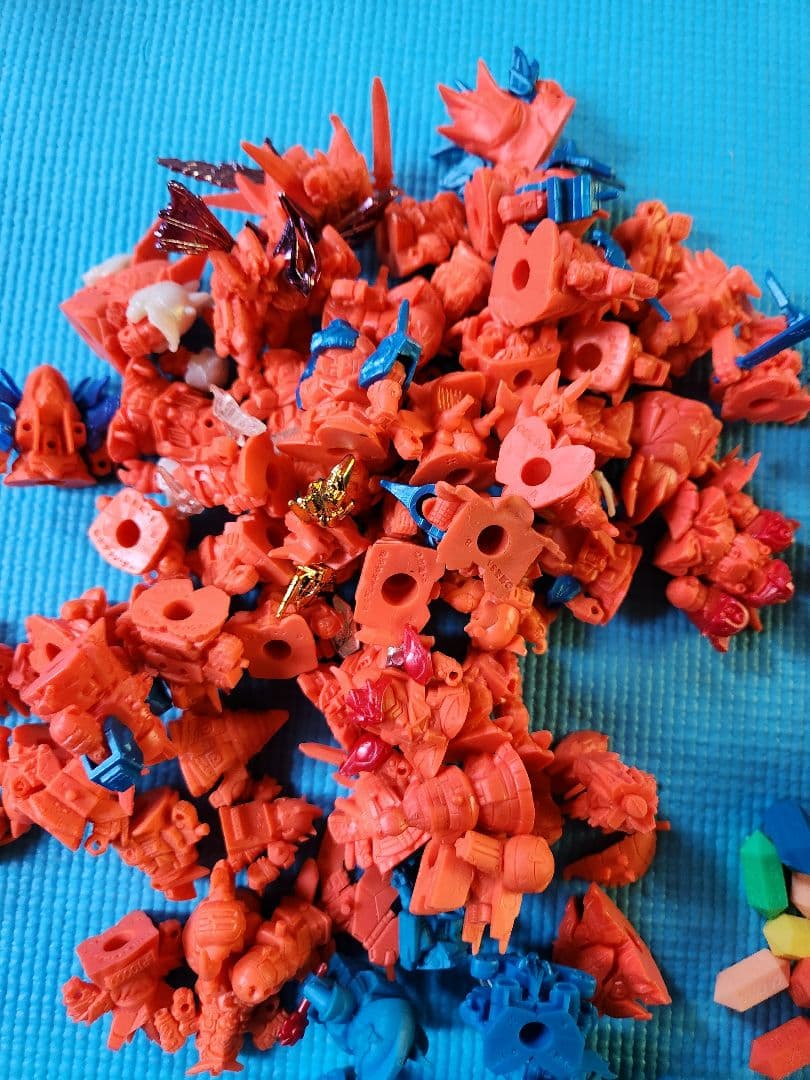 じゅんぺい様専用 ガン消しまとめ売り パーツ多数あり - メルカリ