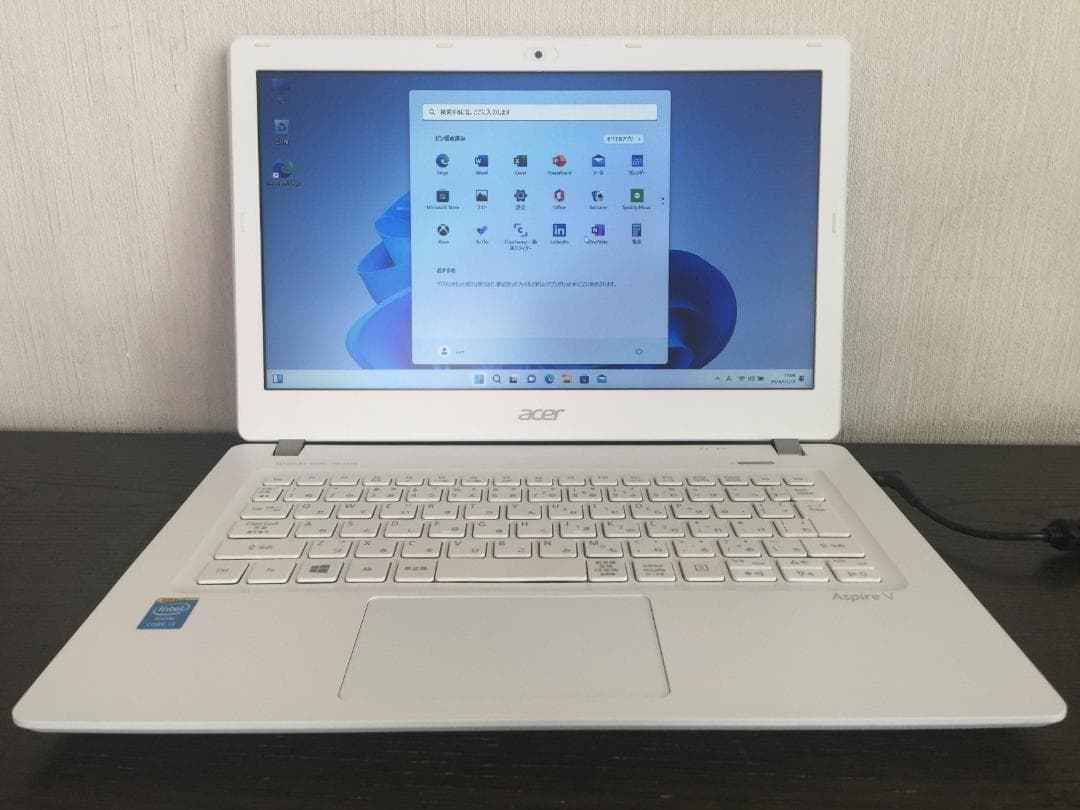 エイサー V3-371 13.3型/超薄・軽量/Office2024/Win11