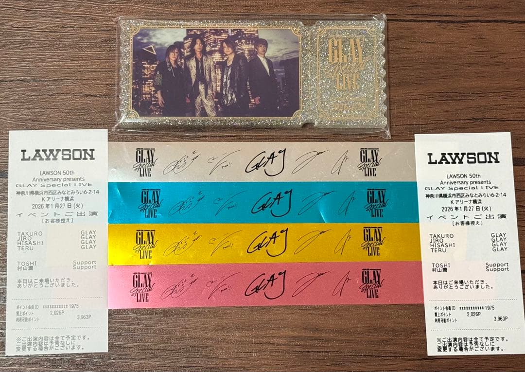 GLAY Special LIVE記念アクリルブロック&銀テープ&レシート - メルカリ