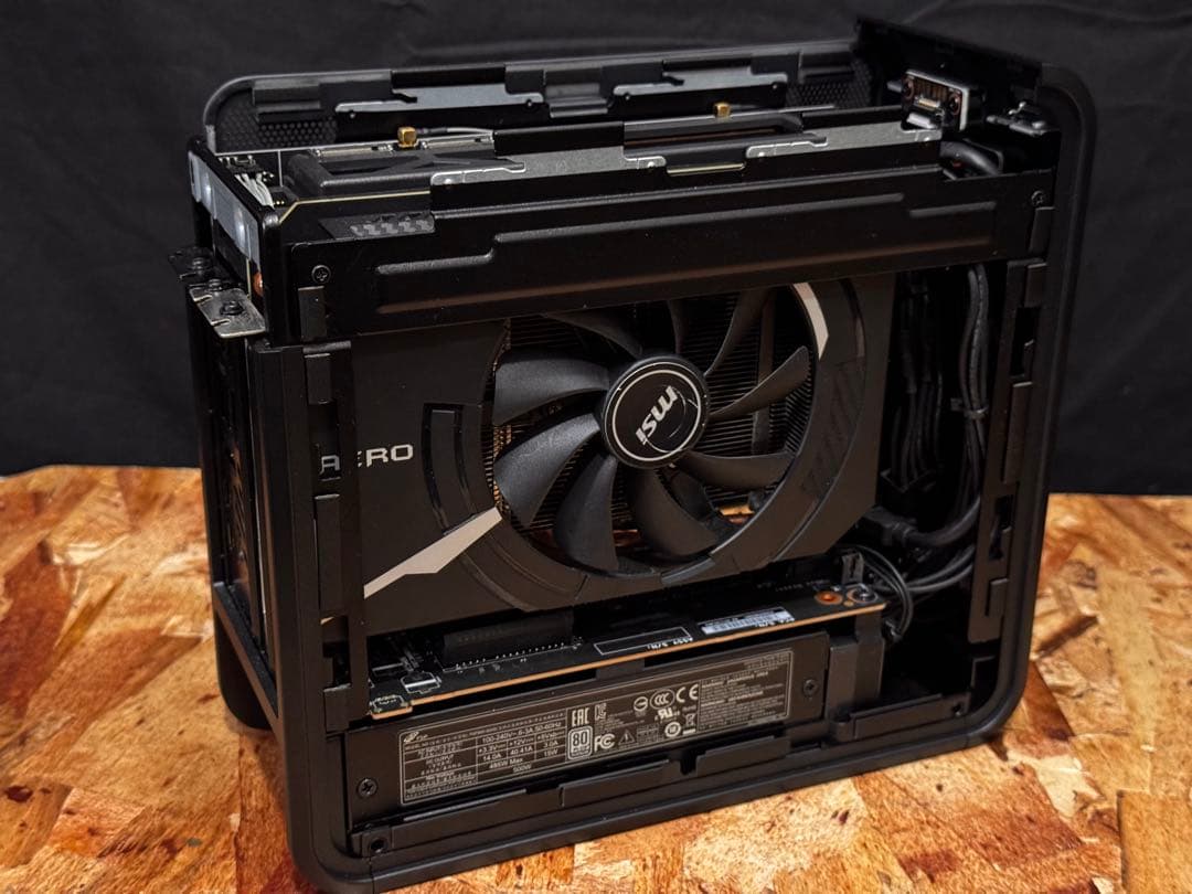 Intel NUC 9 i5 9300H MSI RTX 2060 ミニPC