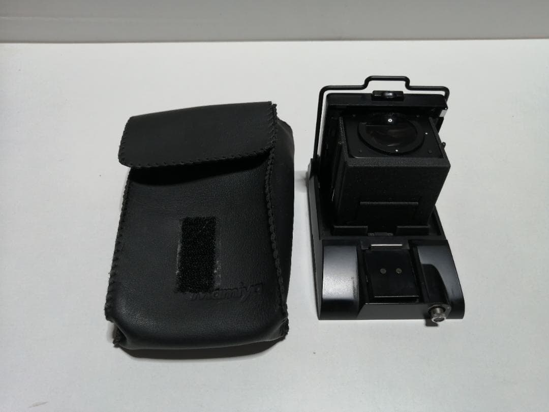 ご覧頂きありがとうございます!　マミヤ645用ウエストレベルファインダーです。
