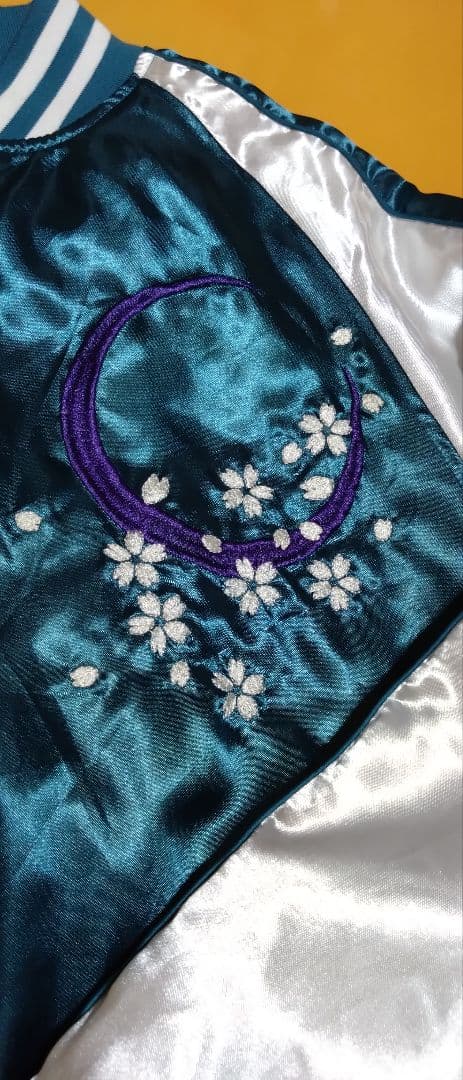 一心如鏡 スカジャン 風神雷神 刺繍 桜 月 和柄 サテン ブルーグリーン