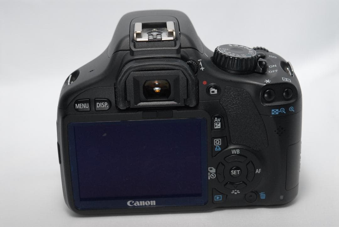 Canon Kiss X4☆入門機に最適☆一眼レフカメラ☆外箱付き