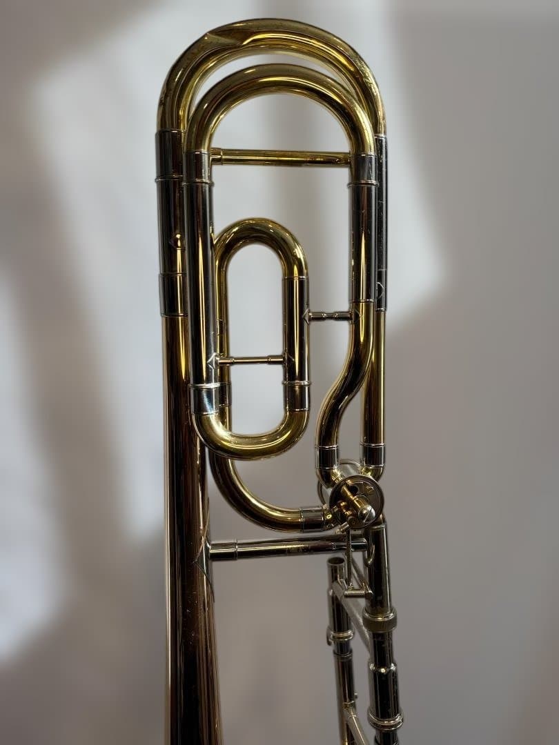 YAMAHAテナーバストロンボーン Customモデル YSL-8420G - メルカリ