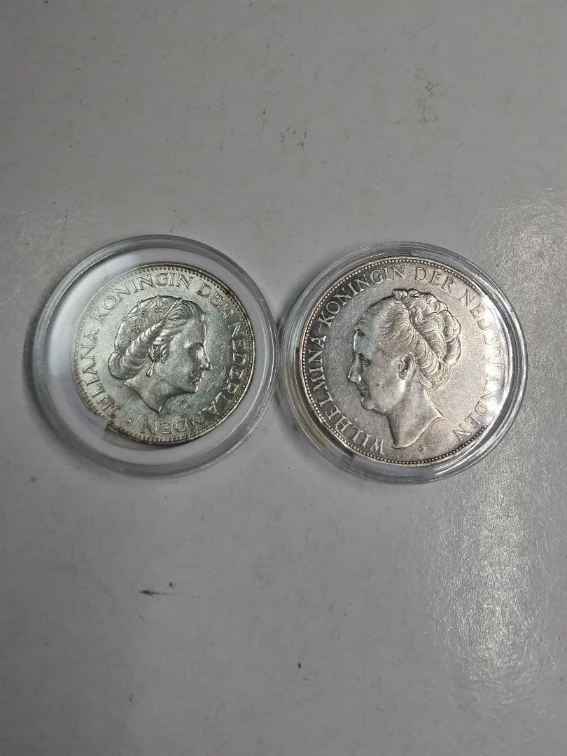 hab021 オランダ 旧貨幣 2.5ギルダー1938年,1966年 2枚セット - メルカリ