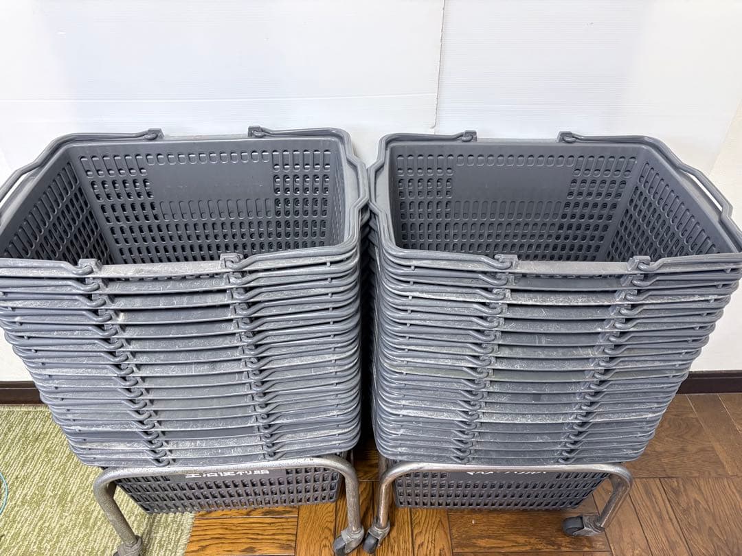 業務用 買い物かご35個＋キャスター台2台セット 店舗用品 中古 - 店舗