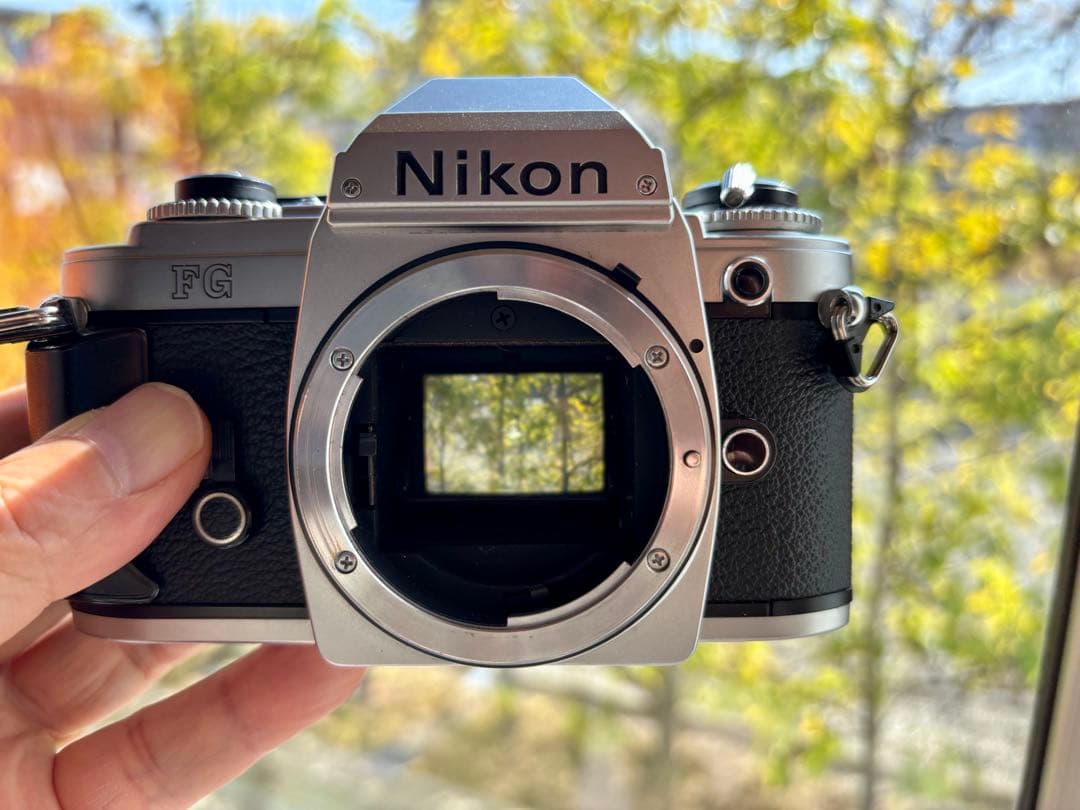 nikon fg35mmフィルムカメラ(断捨離中) 断捨離って気持ちいいな。日々使うカメラだけに絞り込んでスッキリした