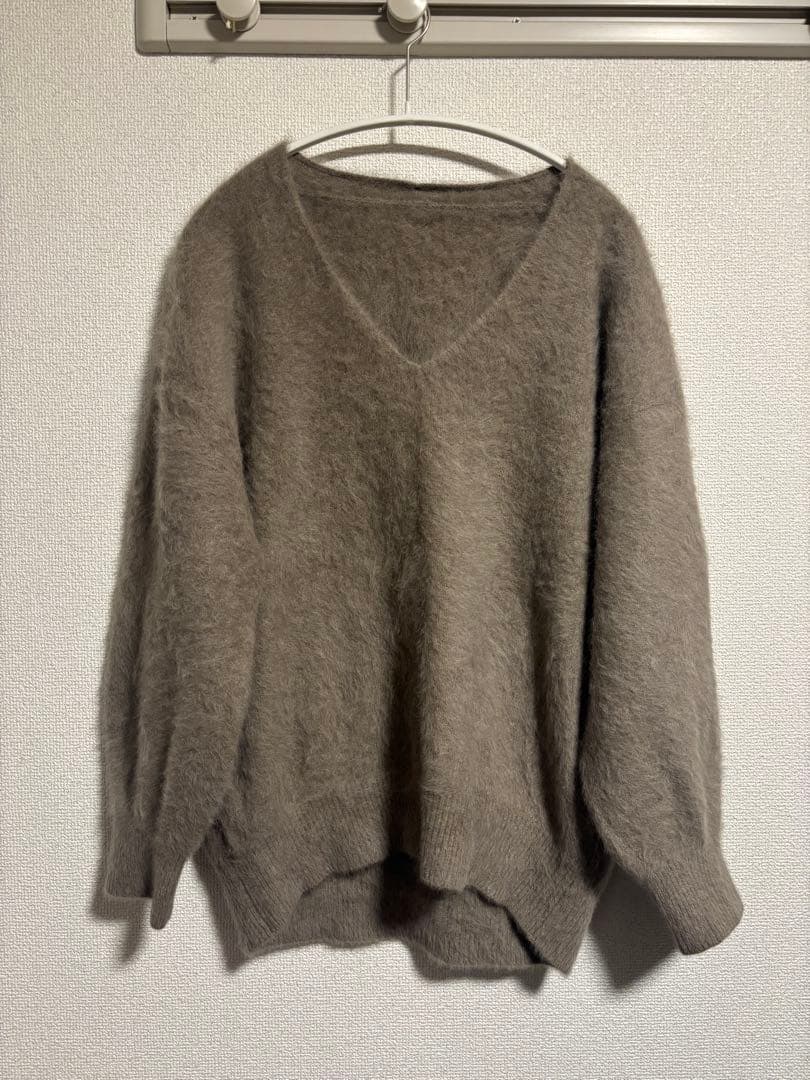 月末までタイムセール】ラウンジドレス ファーカシミヤVネックニット